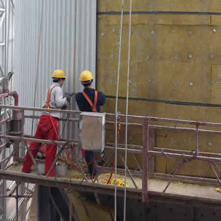 盛世金鼎外墻巖棉板施工現(xiàn)場 盛世金鼎外墻巖棉板施工現(xiàn)場